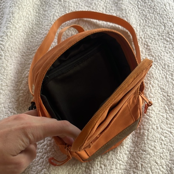 Adventurist Backpack Co. Nomad Crosssbody Sling Bag Hiking Outdoor Travel Orange - Picture 10 of 15